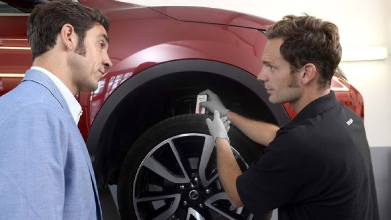 Nissan bandenwissel